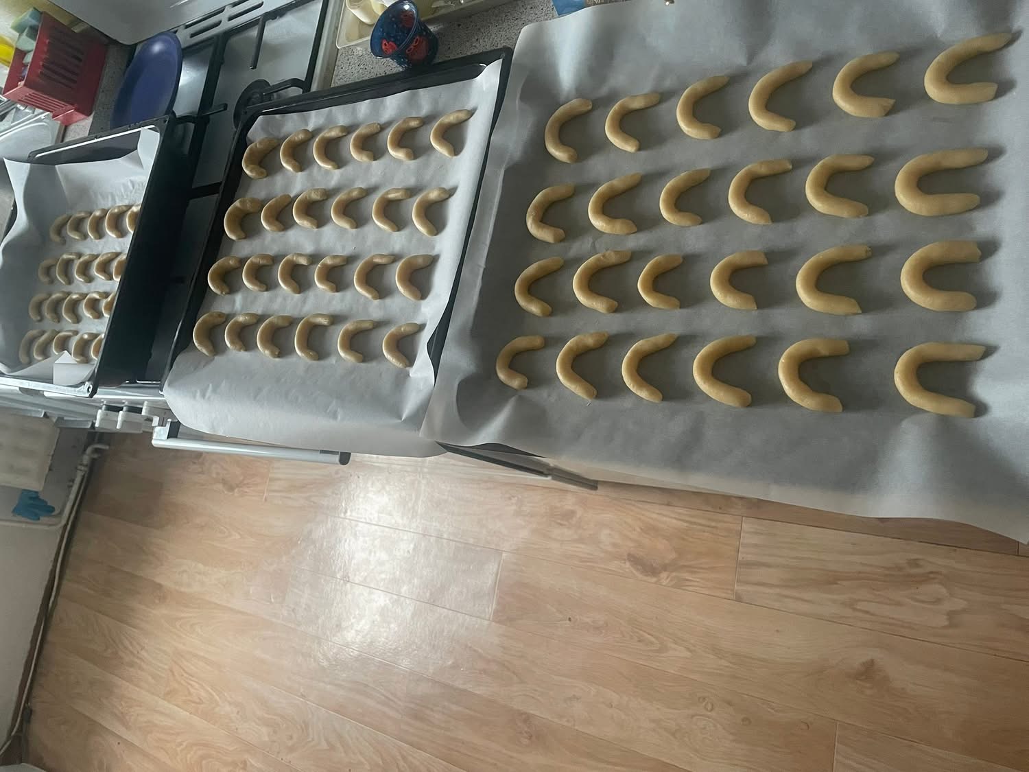 Pečenie vanilkových rožtekov u klientky